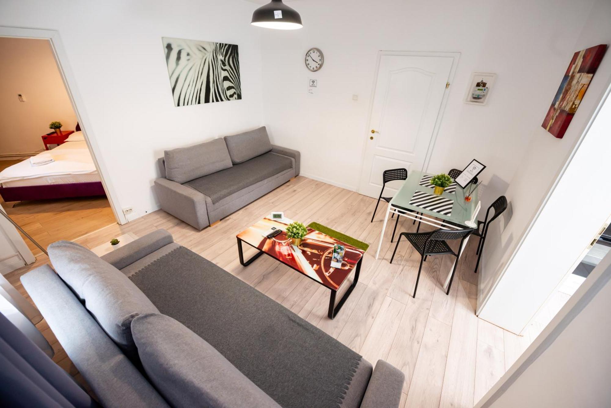 Ideal Accommodation Unirii Square 부쿠레슈티 외부 사진
