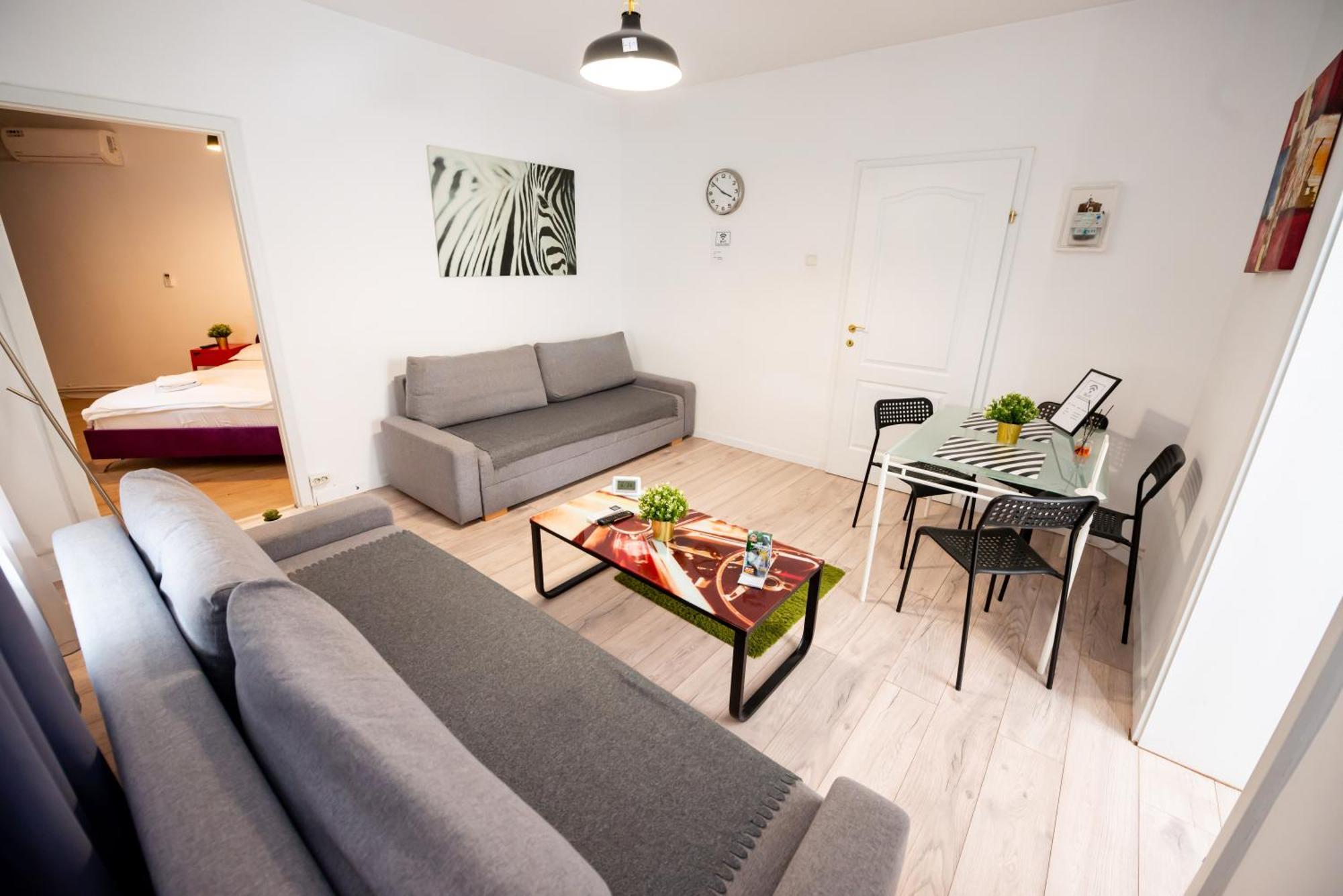 Ideal Accommodation Unirii Square 부쿠레슈티 외부 사진