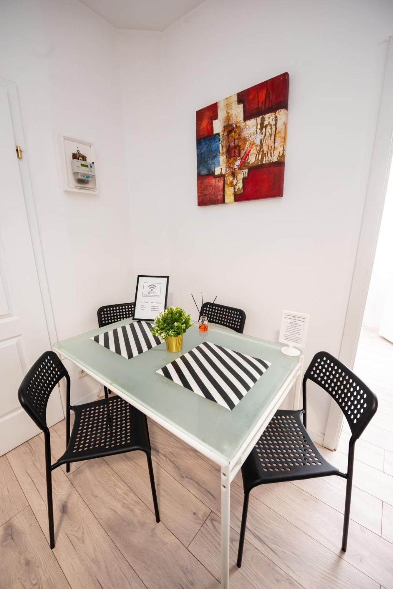 Ideal Accommodation Unirii Square 부쿠레슈티 외부 사진